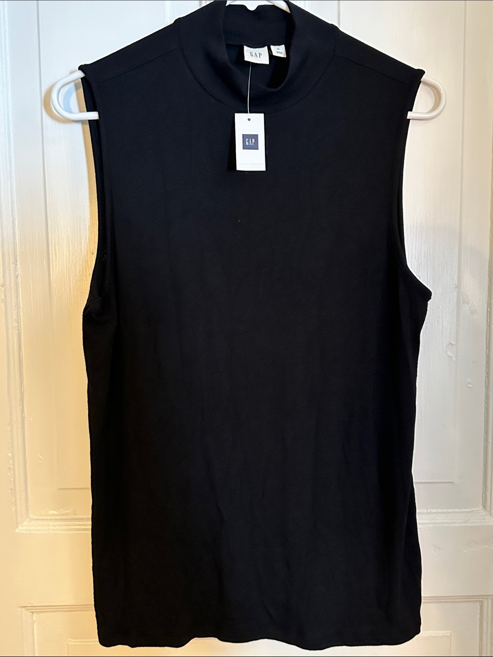 GAP Black Sleeveless Mock Neck Tank